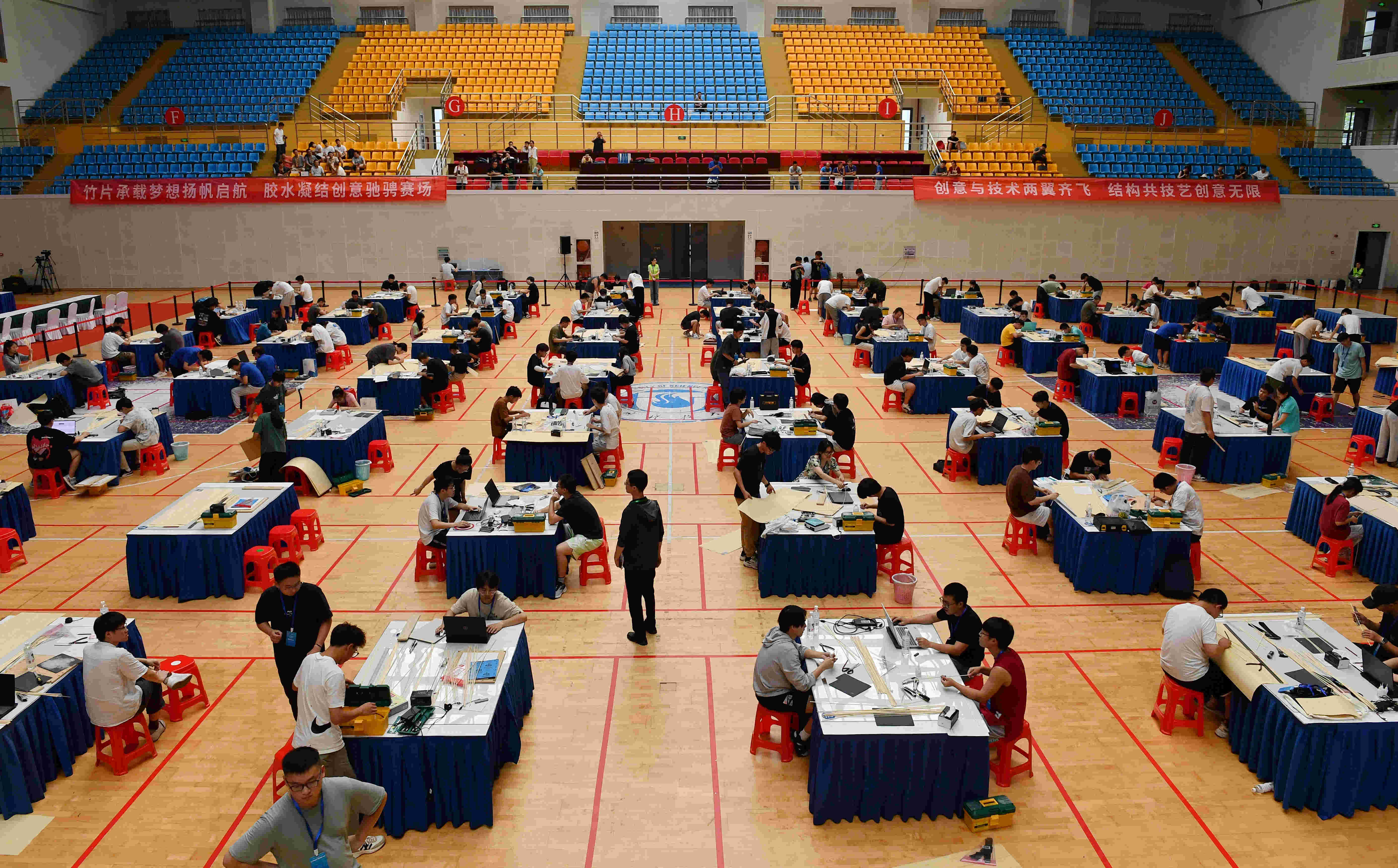 2023年江苏省大学生土木工程结构创新竞赛暨第十六届全国大学生结构设计竞赛江苏省选拔赛在我校成功举办-苏州科技大学新闻网