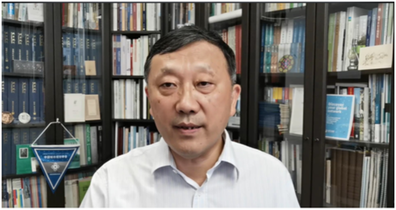 引力播